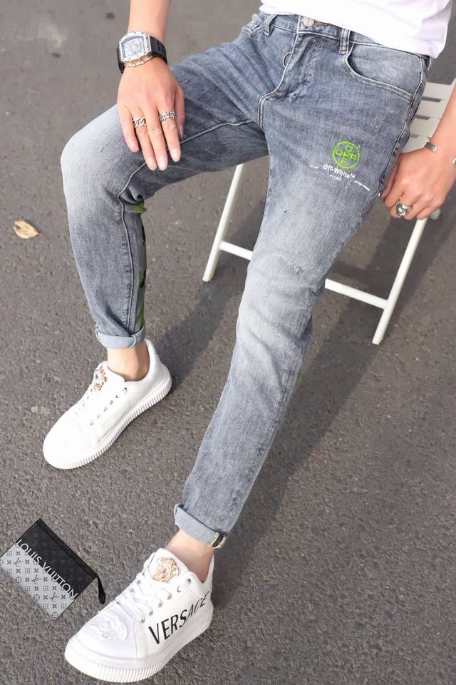 Off Summer European bestseller, a stylish, aristocratic, and influencer-influenc