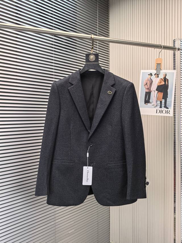 Dior. 2025 Fall/Winter minimalist business casual blazer, exclusively made from