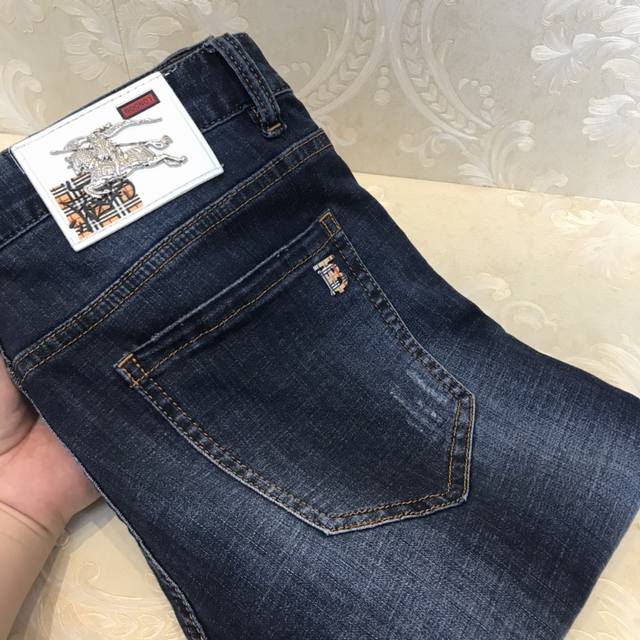 Burberry 2680Ss early spring new original hot-selling jeans, super customized o