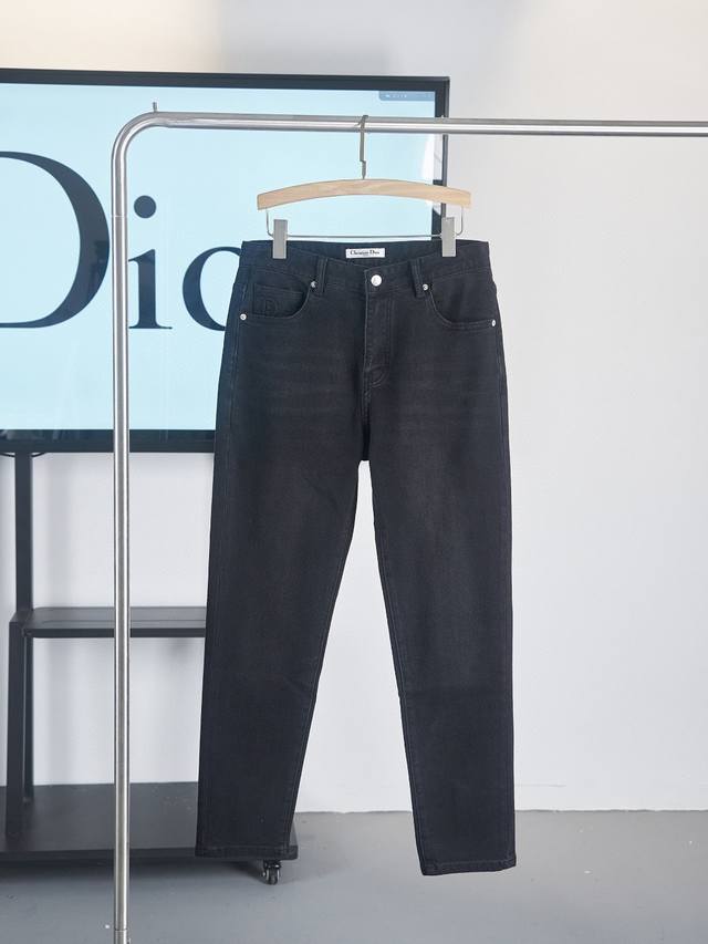 The next day, Dio* 25Ss new original washed jeans. High-end quality, original d