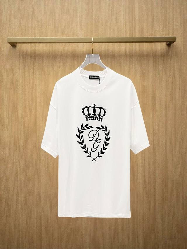 Arrived on the same day, in stock and ready to match D&G Exclusive first high-e