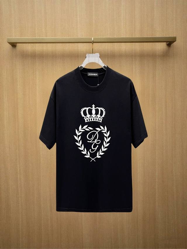 Arrived on the same day, ready for immediate delivery. D&G 's exclusive first