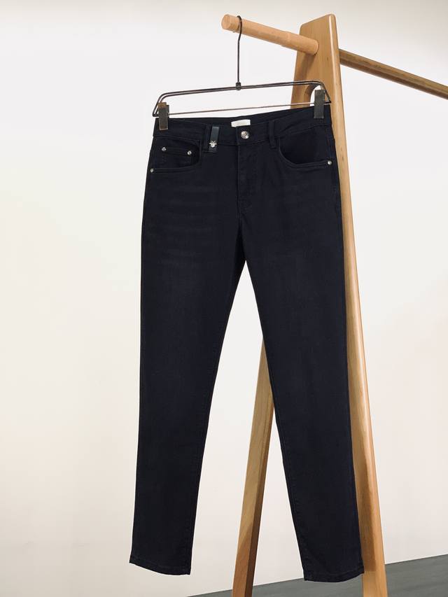 Dio's 2025 Spring/Summer new arrival, , features high-fashion, casual washed je