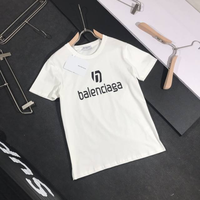 Bal Balenciaga's latest logo design, unisex short-sleeved T-shirt, available fo