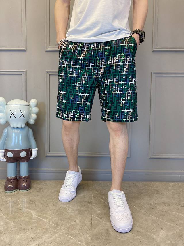 Fendi's new summer beach pants are made of imported Korean T400 custom fabrics,