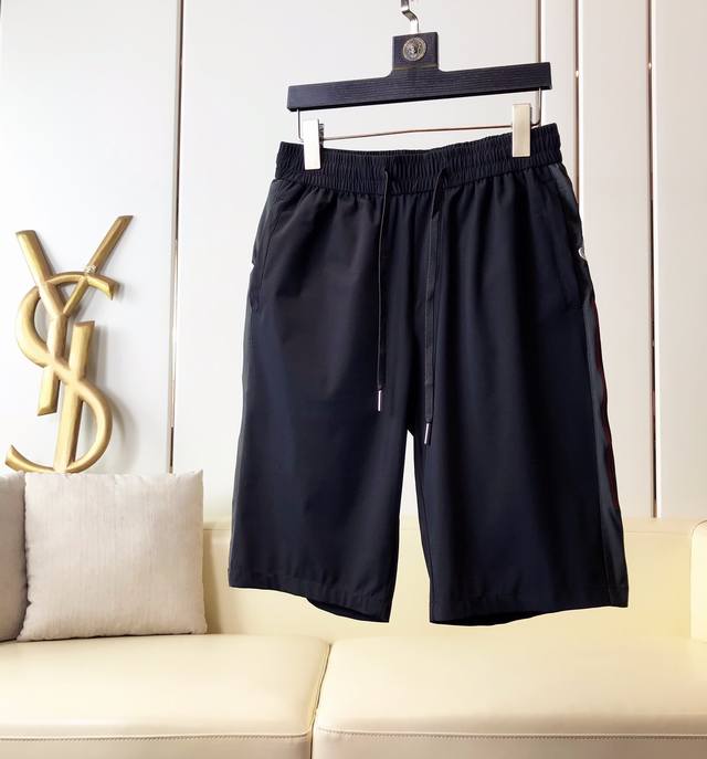 Shorts Moncler new summer men's casual shorts. Custom-made quick-drying fabric o