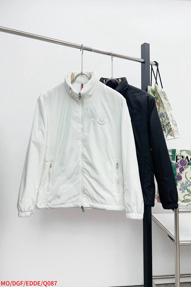 Q087 Mo Ouge 25 new cotton jacket, this Ouge jacket combines streamlined beauty