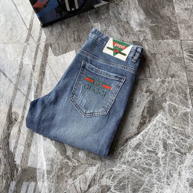 Hot-selling brand new Gucci jeans, new original hot-selling jeans, super custom