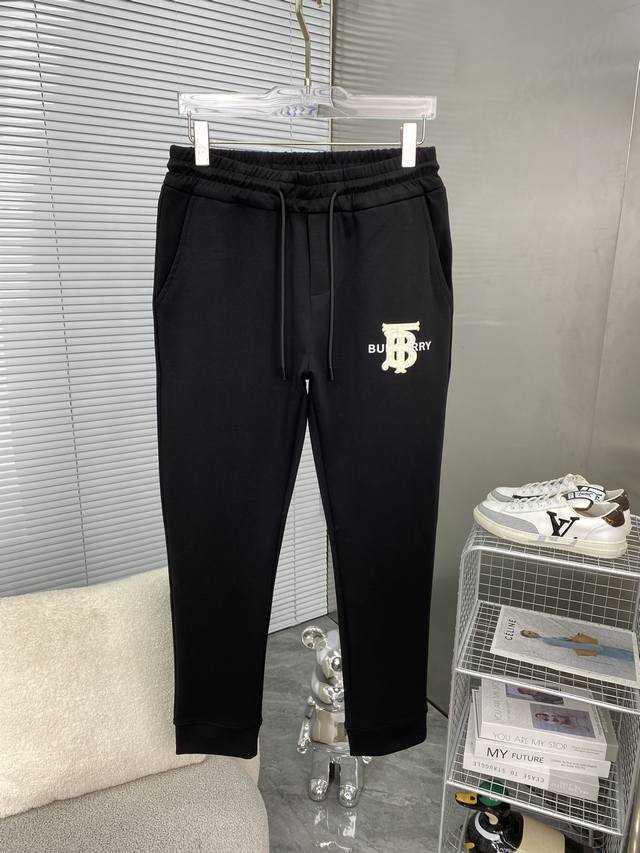 Burberry's new 2025 casual pants are here. Made from imported, high-density, cu