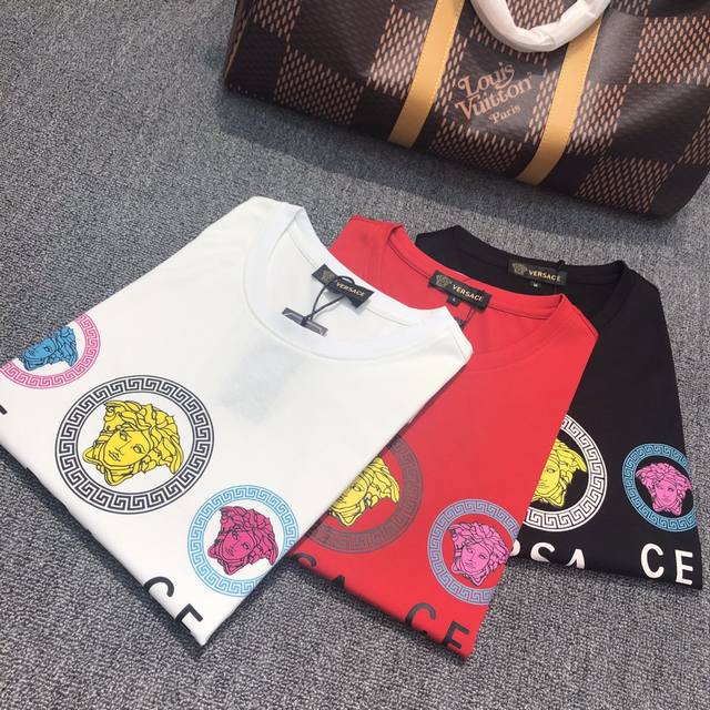 Special price original short-sleeved Versace Versace 20 latest hot-selling round