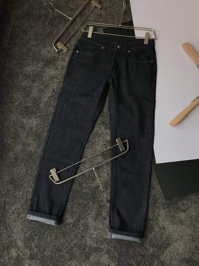 Versace Autumn/Winter Original Single Ss First Wave New Jeans. Factory-made hard