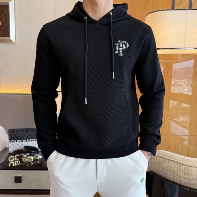 pp2025Ss Fall's hottest new release! This top-of-the-line, fashionable pullover