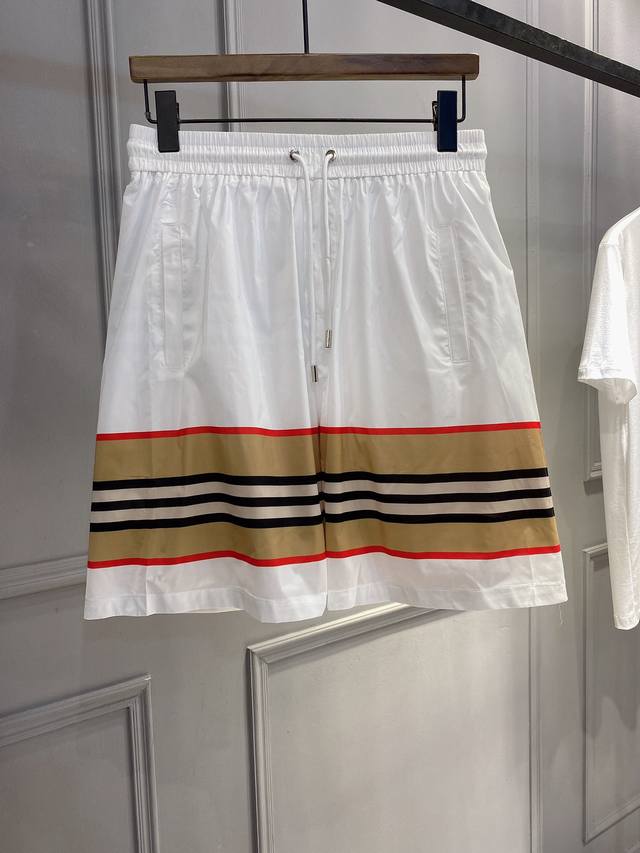 Burberry new summer beach shorts shorts imported custom fabrics breathable, ligh