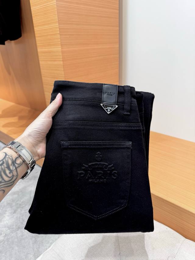 pra*Da men's autumn 2025 jeans. A truly classic, stylish, and versatile style th