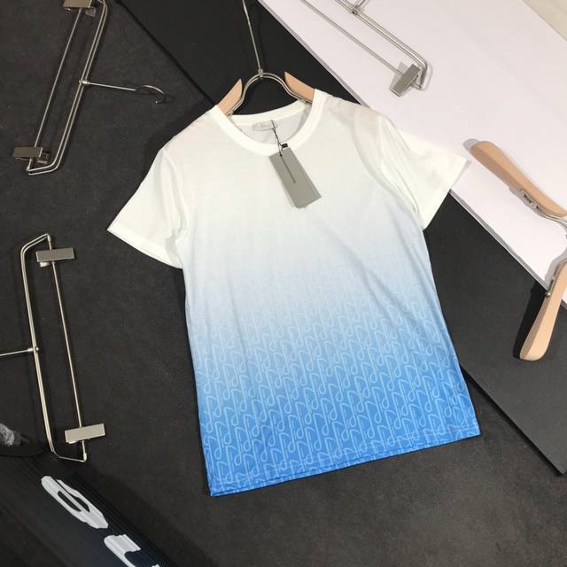 Dior's Early Fall Limited Edition, the most beautiful starry sky tee, features a