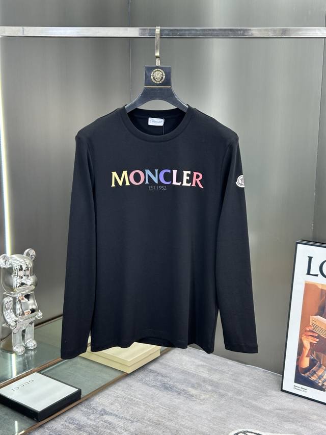 Moncler's new 2025 early fall men's casual crew neck short-sleeved T-shirt. Mad