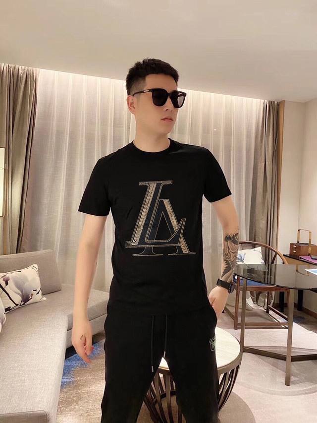 Special Offer: Spring/Summer new arrival from Dior, a hit at the Dior boutique.