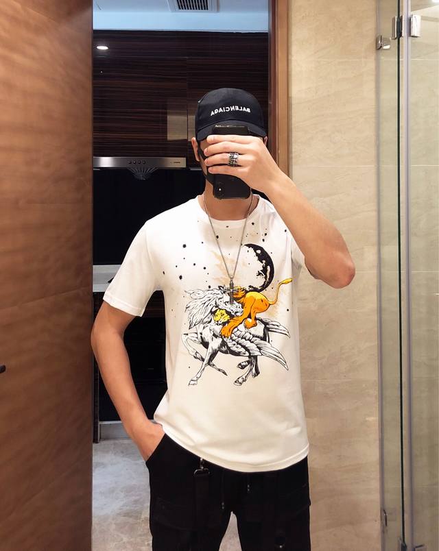 Givenchy Spring/Summer Silk Cotton Short Sleeve, a blockbuster release, feature