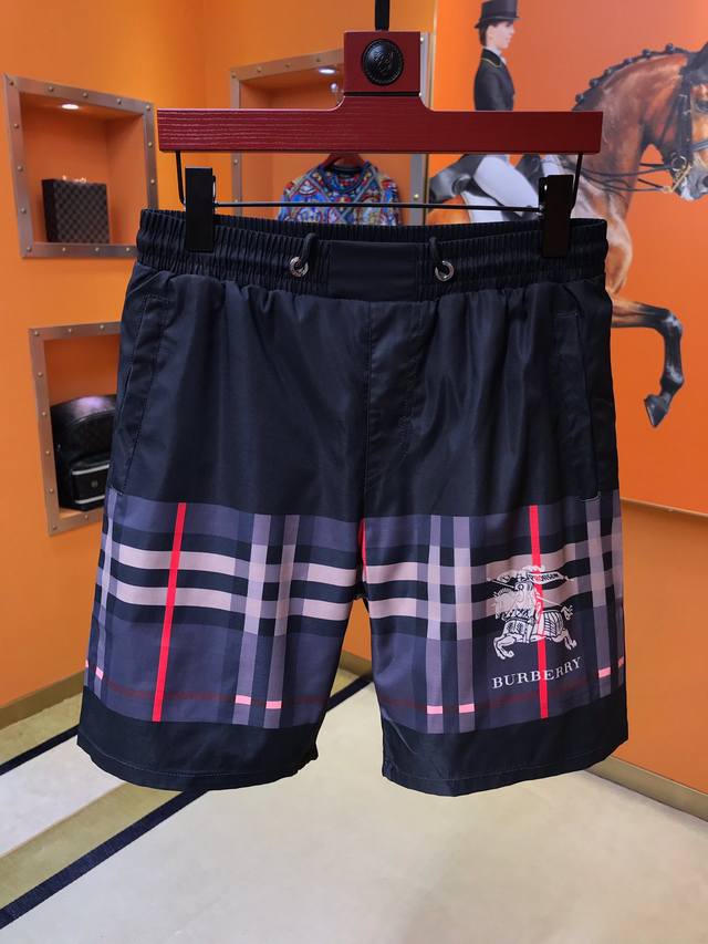 Burberry: The latest fashion casual shorts from the official website, the upper