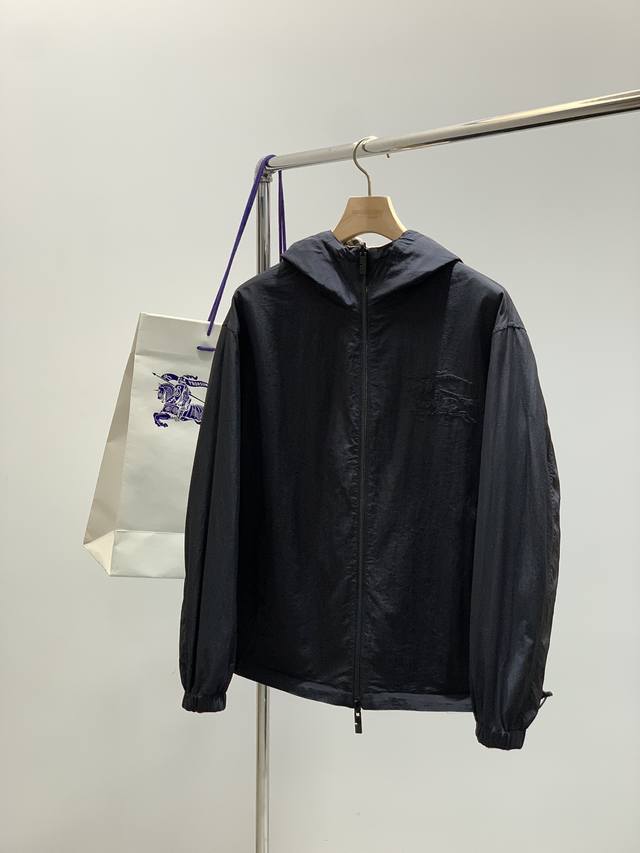 Burberry, the latest autumn 2025 product, available in all counters, original si