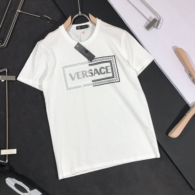 Versace imported Austrian diamond classic Versace lettering square frame yin an