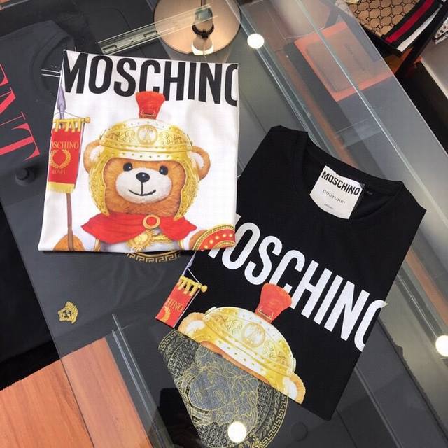 Couple's pair. Moschino's new Royal Guard kawaii bear short-sleeved T-shirt, fe