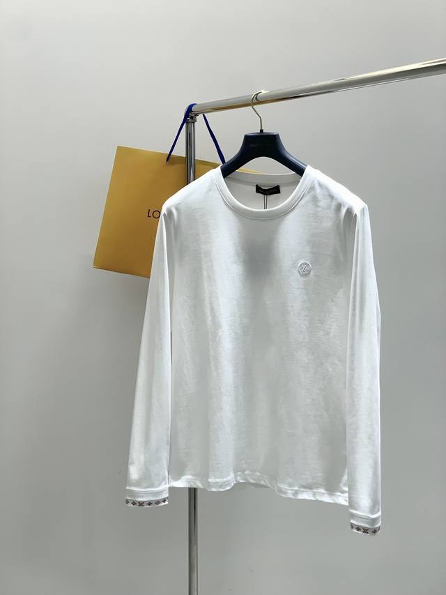 New arrival from Lou V, the 2025Aw Early Fall collection. This men's casual lon