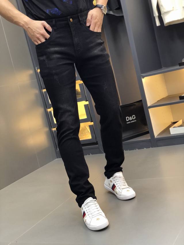 Gucci. New spring/summer men's jeans in slightly stretchy fabric, exclusively av