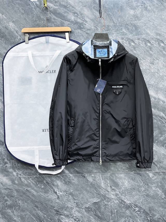 Prada's new men's jacket for fall 2025, a high-end model! Custom-made fabrics a