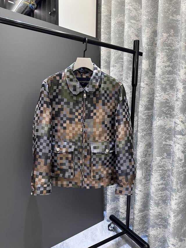 New 1V couple's style heavyweight denim jacket with a dropped shoulder silhouet