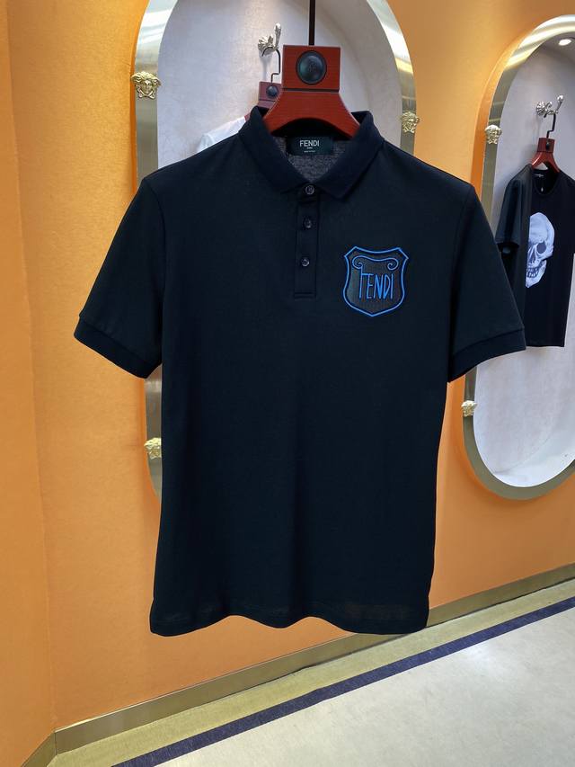 Fendi: The latest official men's short-sleeved lapel T-shirt, a super stylish pi