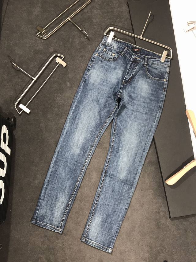 Second Party. New spring/summer men's jeans with slightly stretchy fabric, exclu