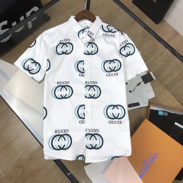 Gucci all-over print short-sleeved shirt, a new spring arrival. Custom-made impo