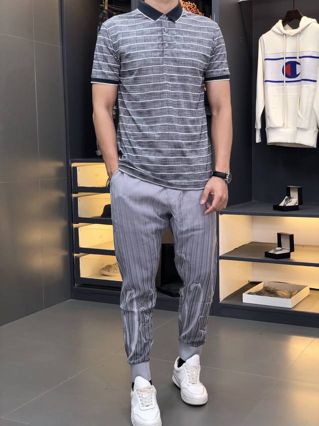 Burberry. Spring/Summer SS collection. Casual polo shirts available at the offi