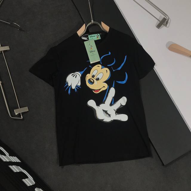 Gucci Mickey Mouse character high-definition print 20Ss G network synced unisex