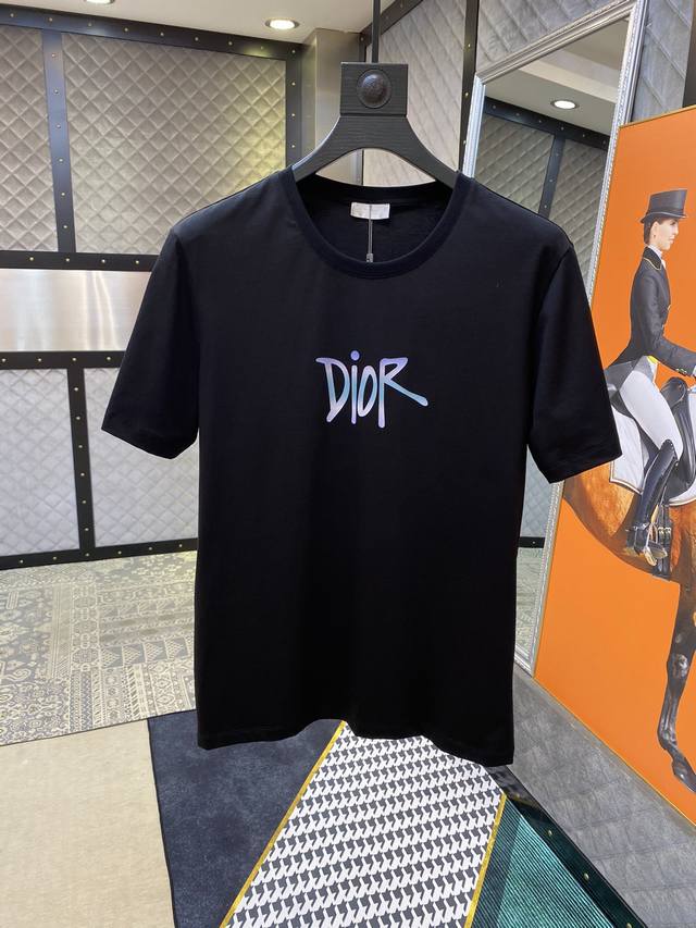 Dior: The latest spring/summer round-neck, fashionable short-sleeved T-shirt fro