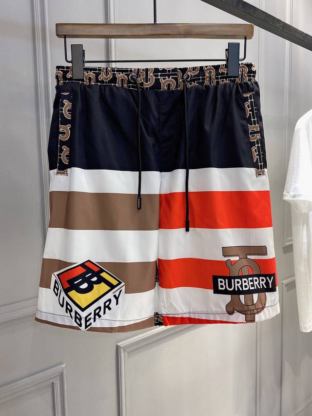 Burberry new spring and summer products, available at the counter at the same ti