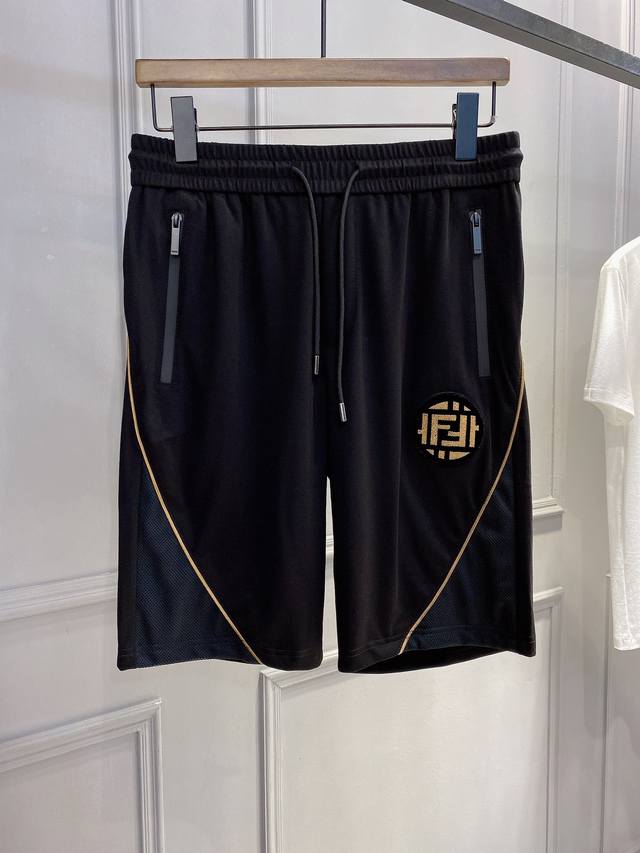 Fendi's new summer men's casual shorts, a high-end version! Custom-made fabrics