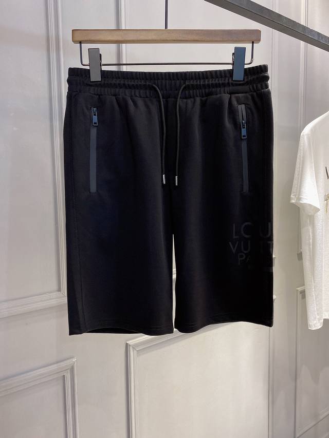Lv New summer men's casual shorts, a high-end version! Custom-made fabrics are b