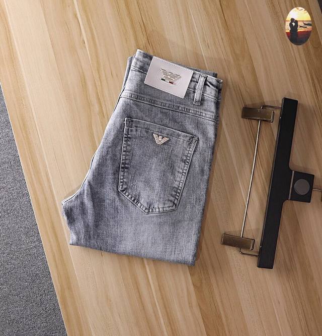 Brand: Armani. Latest jeans from the official Armani Spring/Summer website. Orig