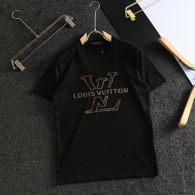 Price: Authentic Silk Tee: LV S's latest Spring/Summer T-shirt, . Highly recom