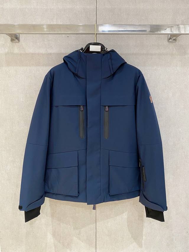 Moc 2025 Autumn/Winter OEM p export-grade order product. Perfect condition. The