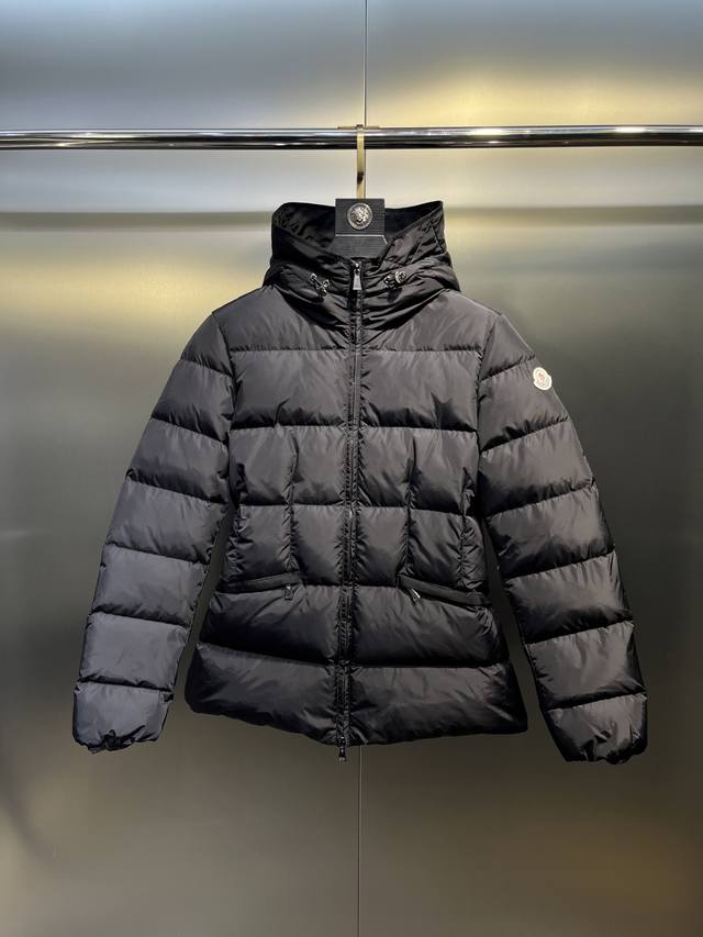 Moncler 25 Autumn/Winter New Arrival Avoce Women's Down Jacket with a Waist Fit