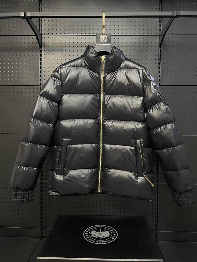 Moose Knuckles Scissors 09 Couple's Set. The founding family of Moose Knuckles h