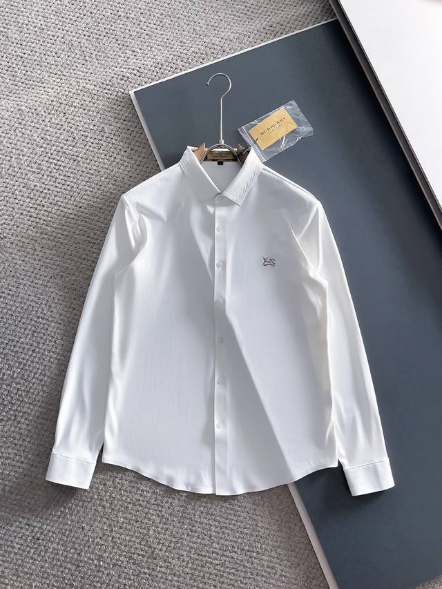 New arrival for the spring, exclusively available from Burberry. This is a new,