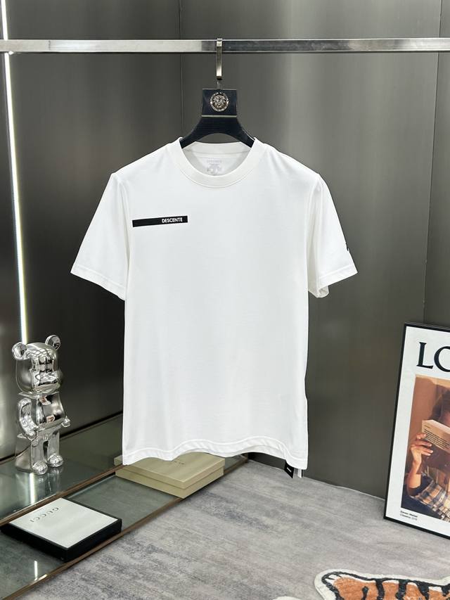 Descente's new 25S T-shirt. Exquisite 3D embroidery. The visual effect is truly