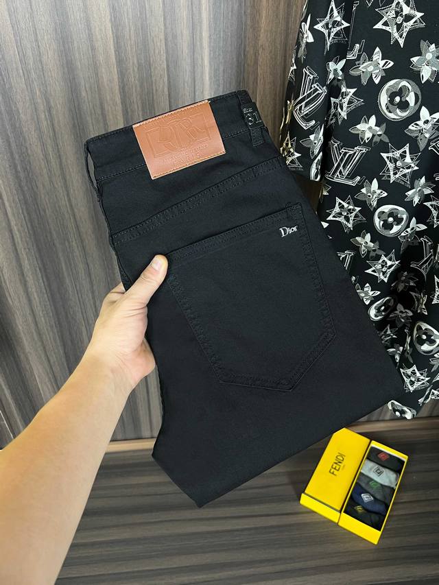 New Dior styles are here! 2630 New Year's hot new arrivals are now available in