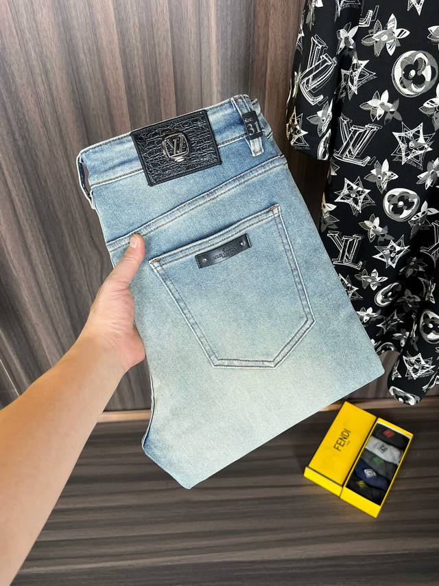 Lv New arrivals! 2630 New Year's hot new arrivals available in-store. Premium je