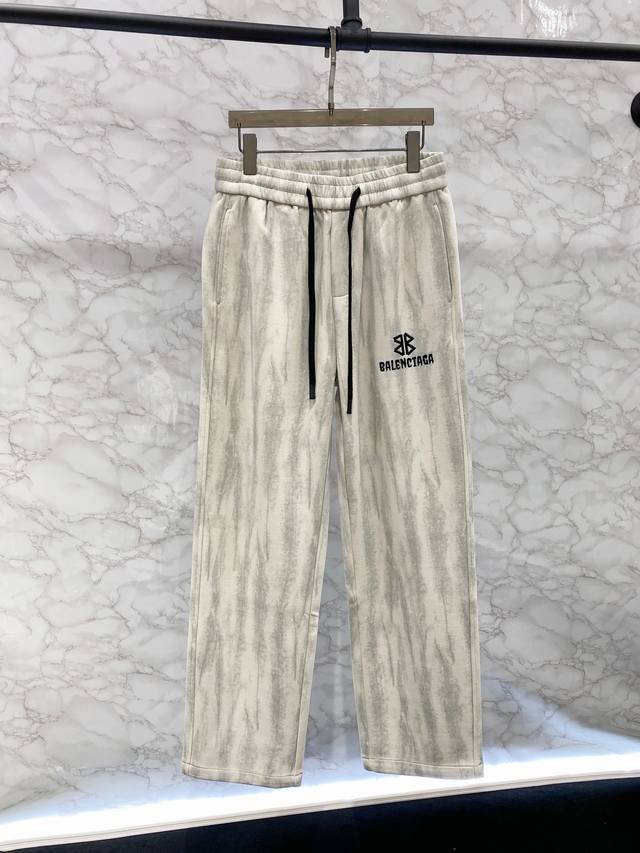 A fresh interpretation of the aesthetics of Balenciaga's Autumn/Winter 25 collec