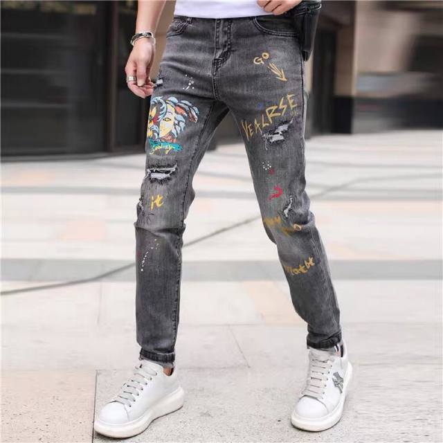 Versace global order outflow! Fashionable and trendy, these high-end custom SS